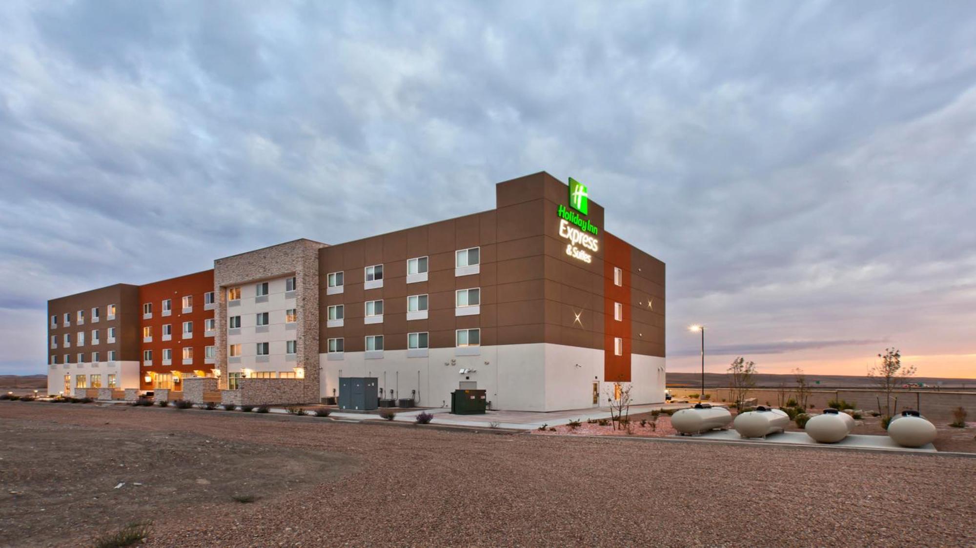 Holiday Inn Express & Suites - Green River, An Ihg Hotel Exterior photo