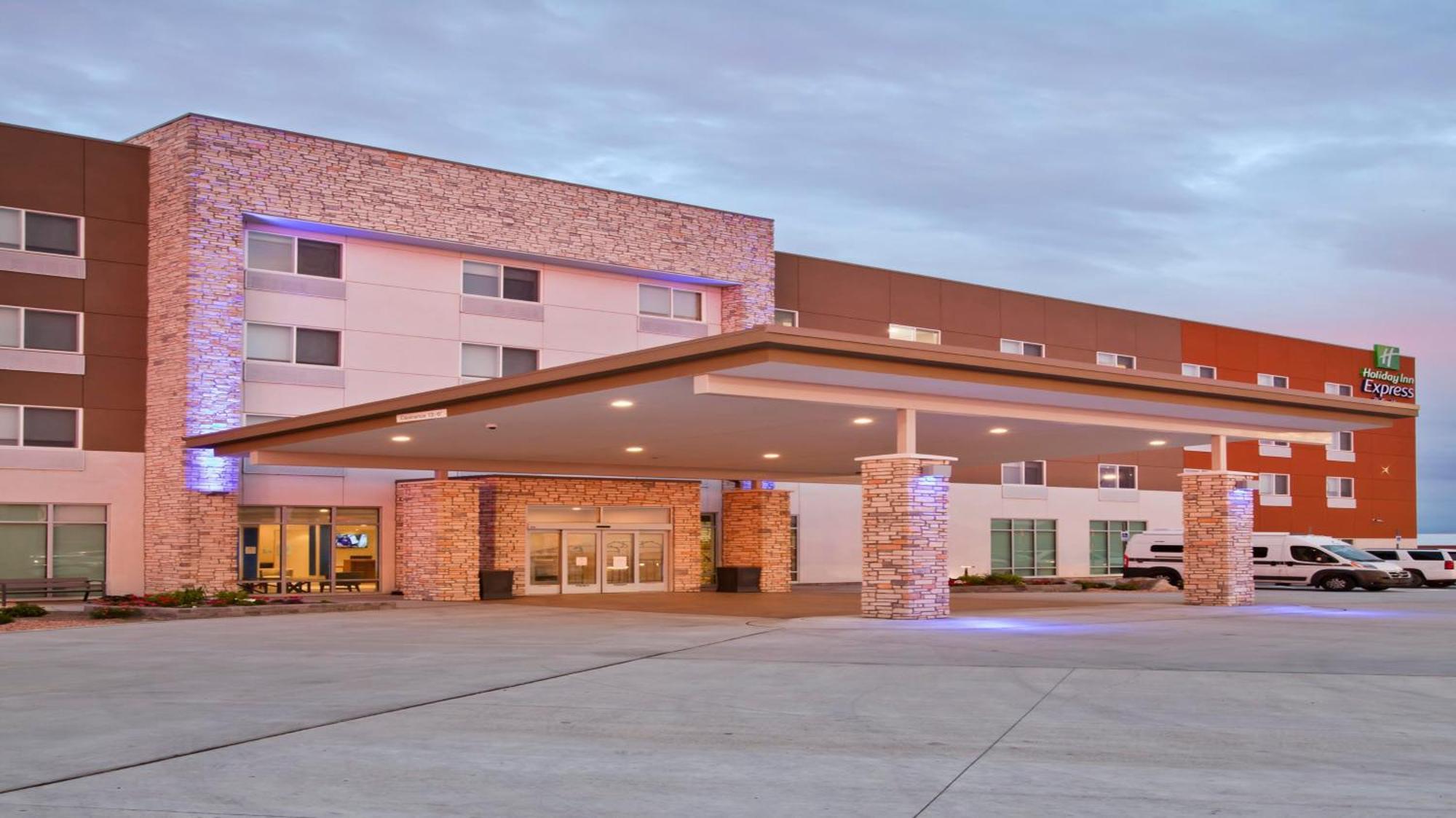 Holiday Inn Express & Suites - Green River, An Ihg Hotel Exterior photo